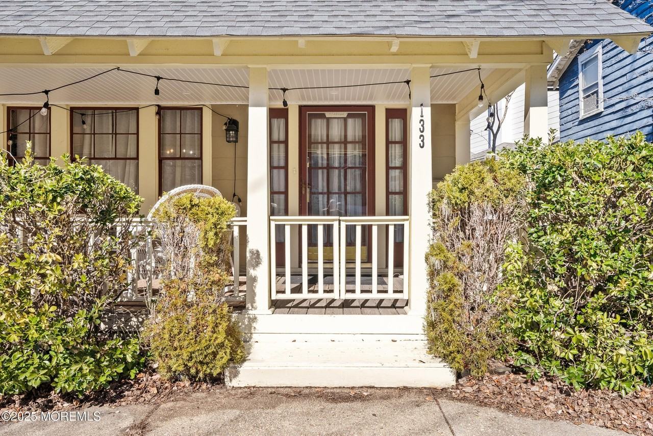 133 Mount Tabor Way - Photo 4 of 50
