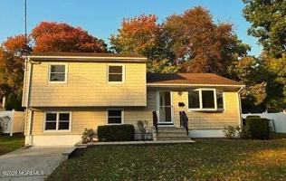featured image of 1125 Interlaken Ave