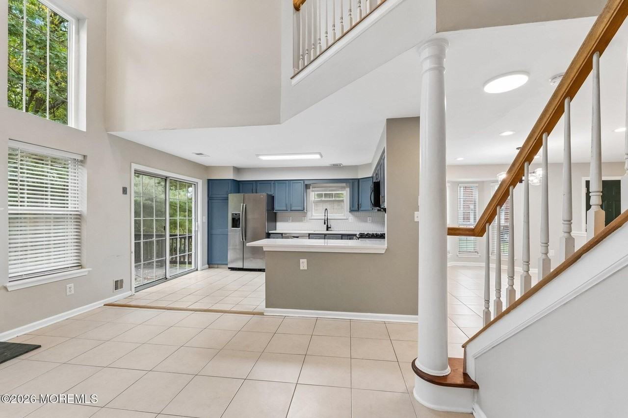 24 Painted Wagon Rd - Photo 7 of 29