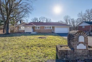 featured image of 828 Exmoor Rd