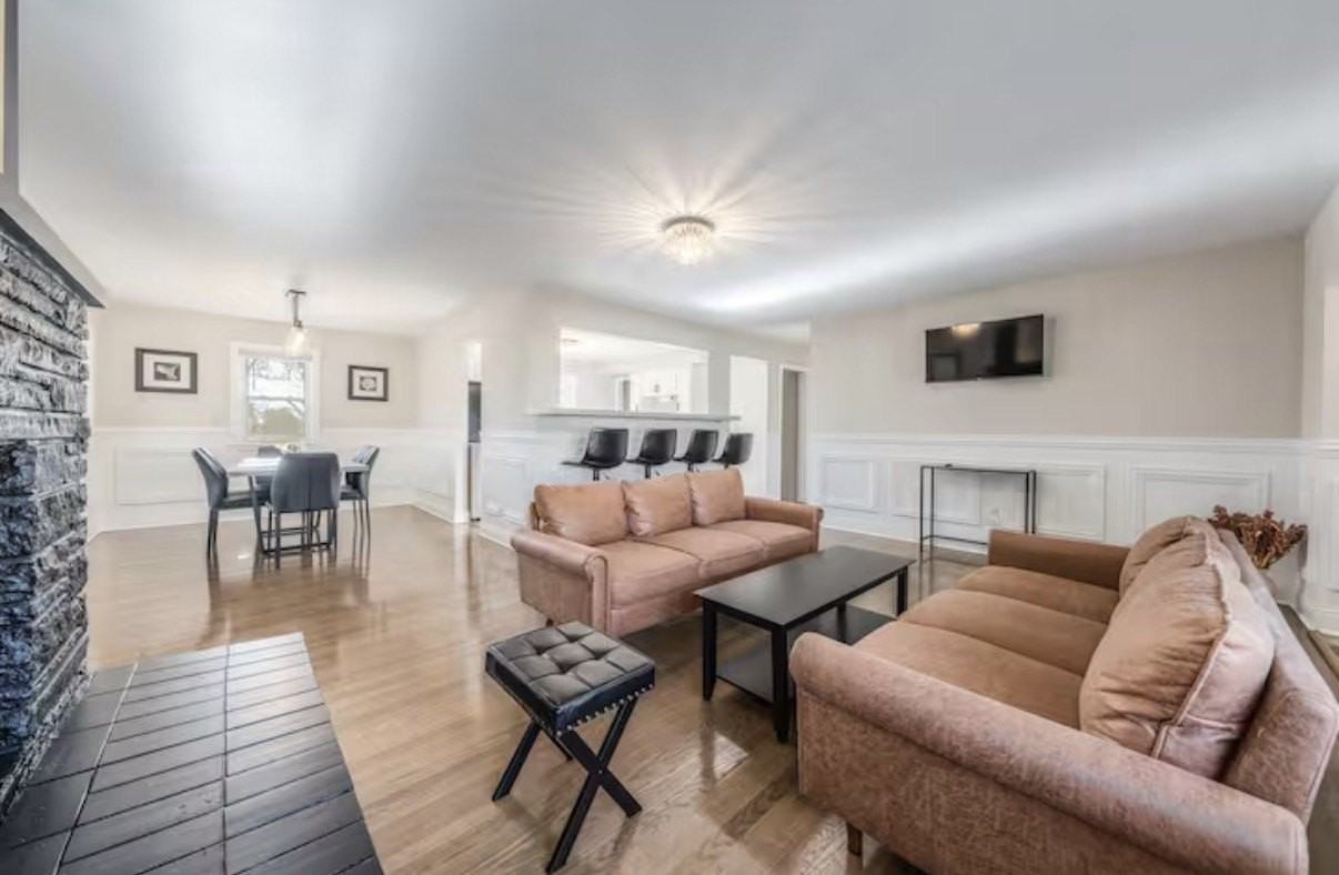 828 Exmoor Rd - Photo 2 of 19