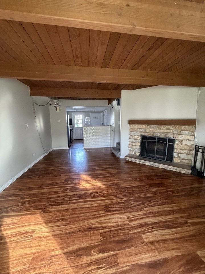 351 Meadow Green Ln #351 - Photo 3 of 13