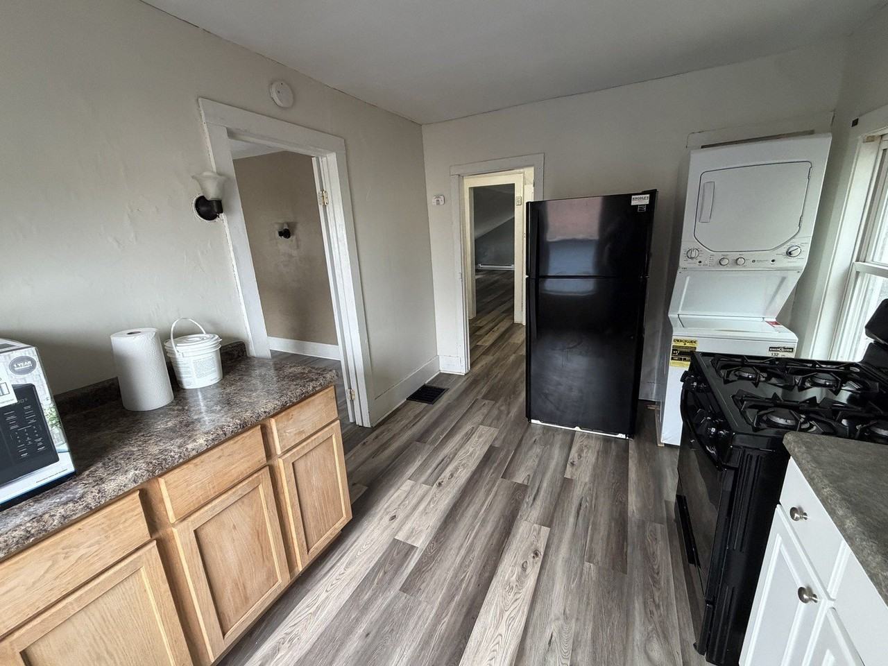428 W High St #B - Photo 4 of 13