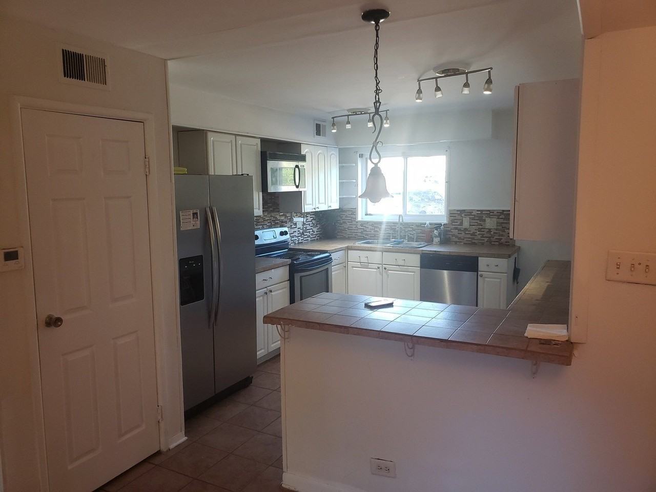 9418 Bay Colony Dr #1N - Photo 5 of 9