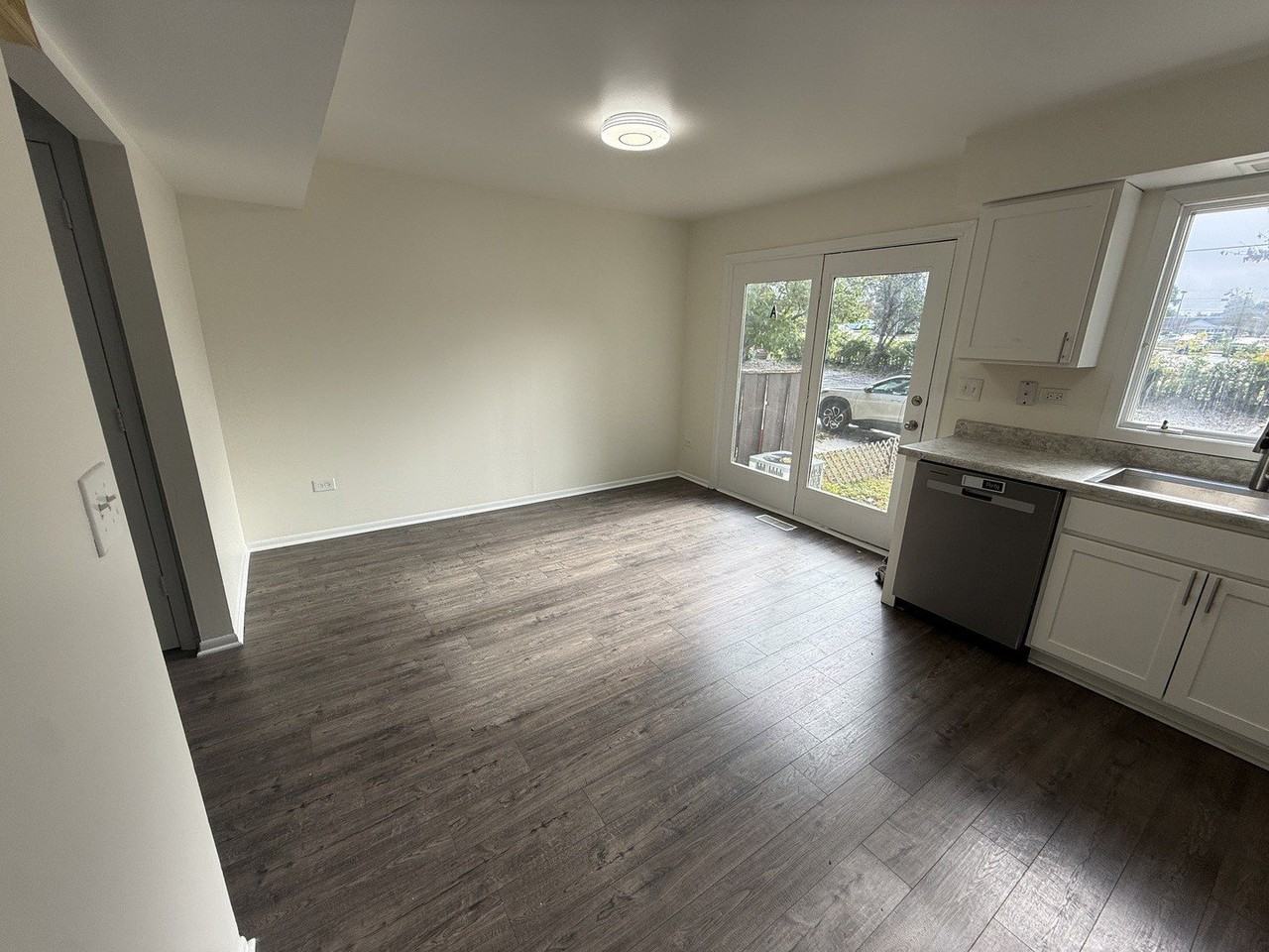 61 Gates St #A - Photo 3 of 15