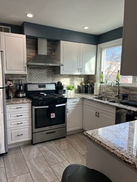 8835 Lavergne Ave #2S - Photo 5 of 19