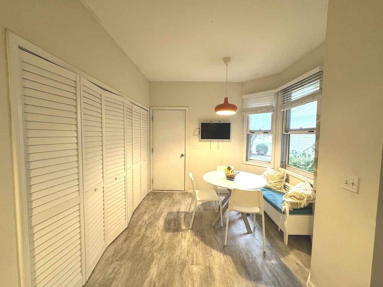1291 Rhodes Ln #1291 - Photo 5 of 21