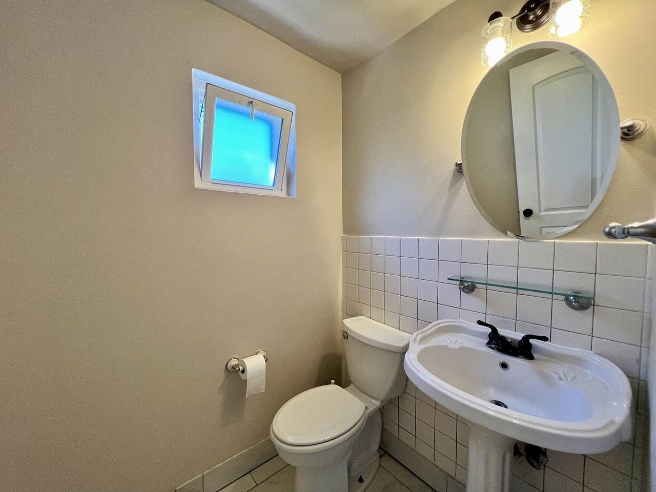 5025 Suffield Ct #B - Photo 7 of 17