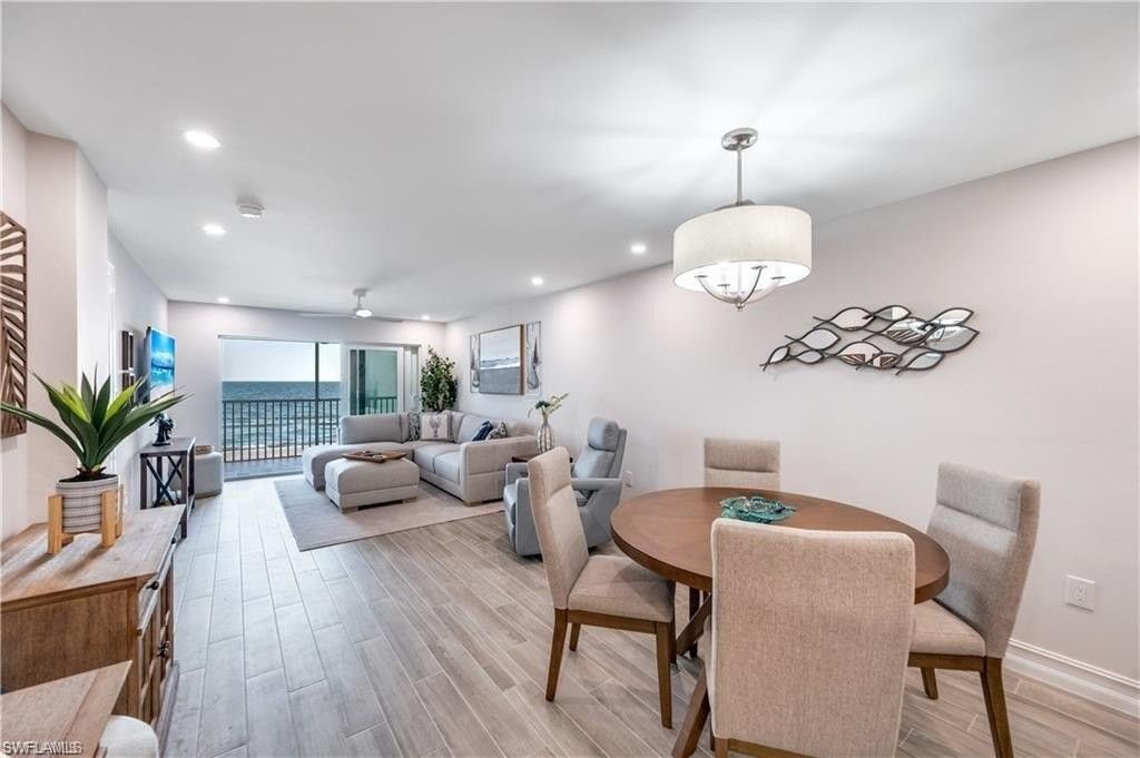 26000 Hickory Blvd #205