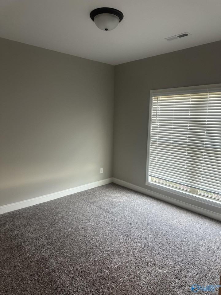 27312 Mckenna Dr - Photo 4 of 17
