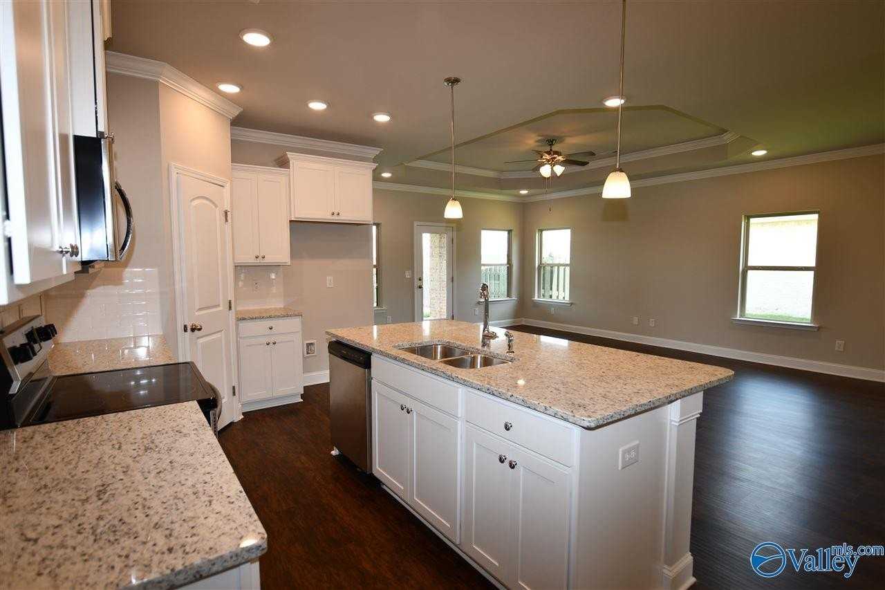 331 River Rock Dr - Photo 2 of 27