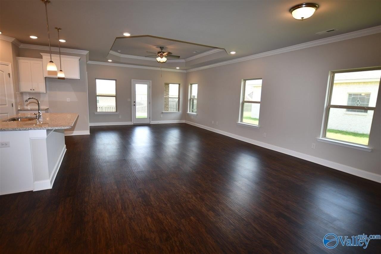 331 River Rock Dr - Photo 4 of 27