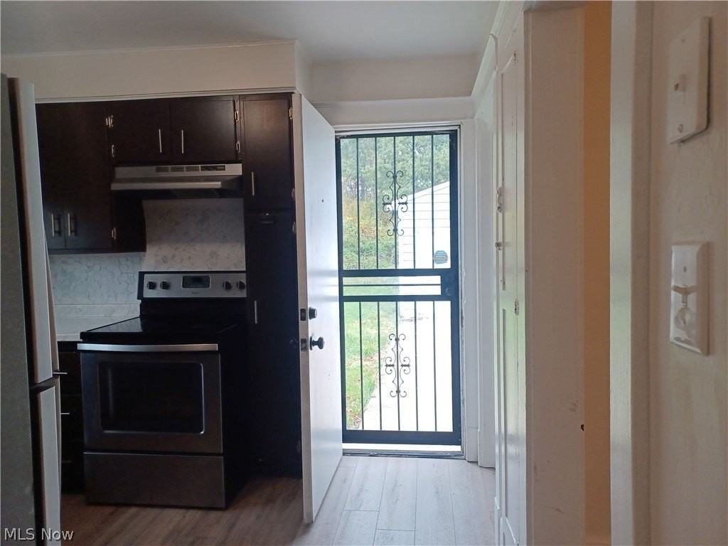 1712 Richmond Ave - Photo 6 of 17