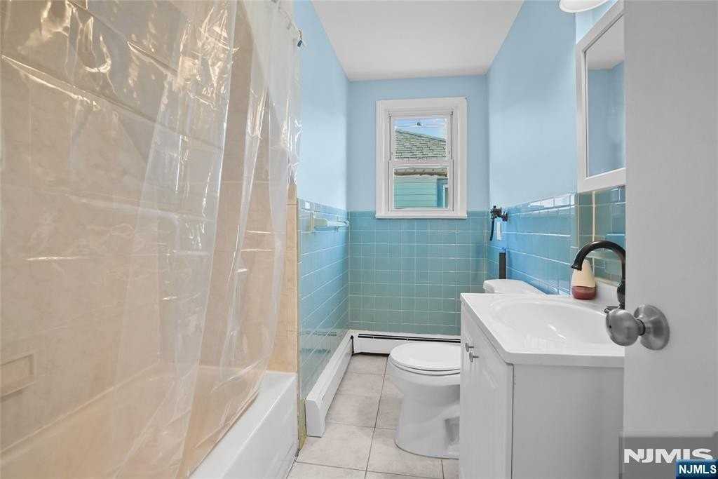 442 Lexington Ave #3rdFL - Photo 6 of 7