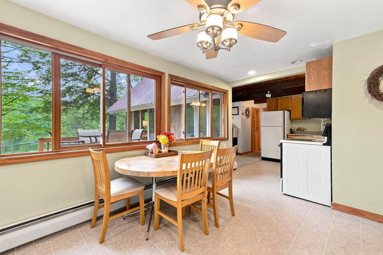 43 Eidelweiss Dr - Photo 4 of 24