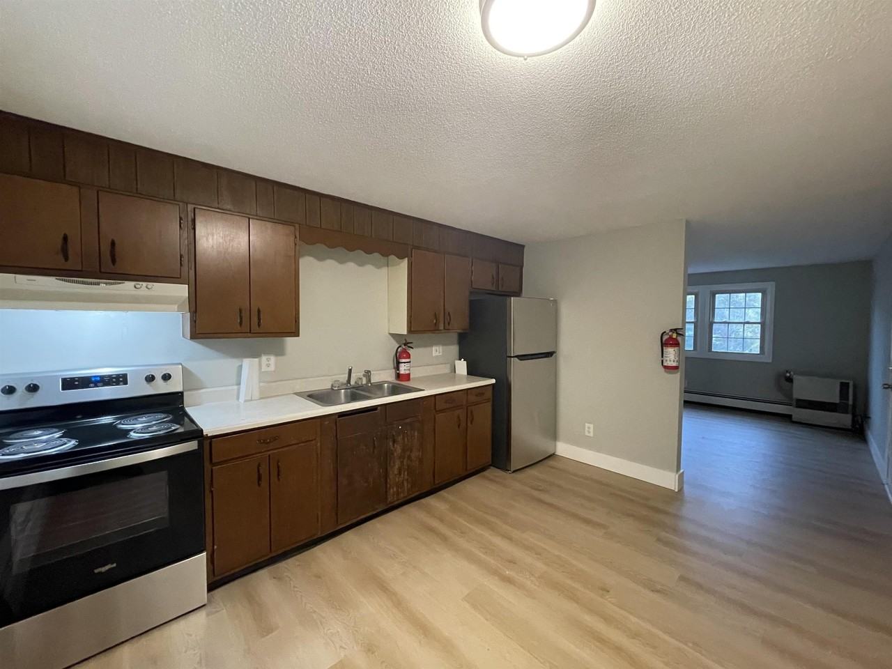 15 Kingsley Ct #3 - Photo 4 of 9