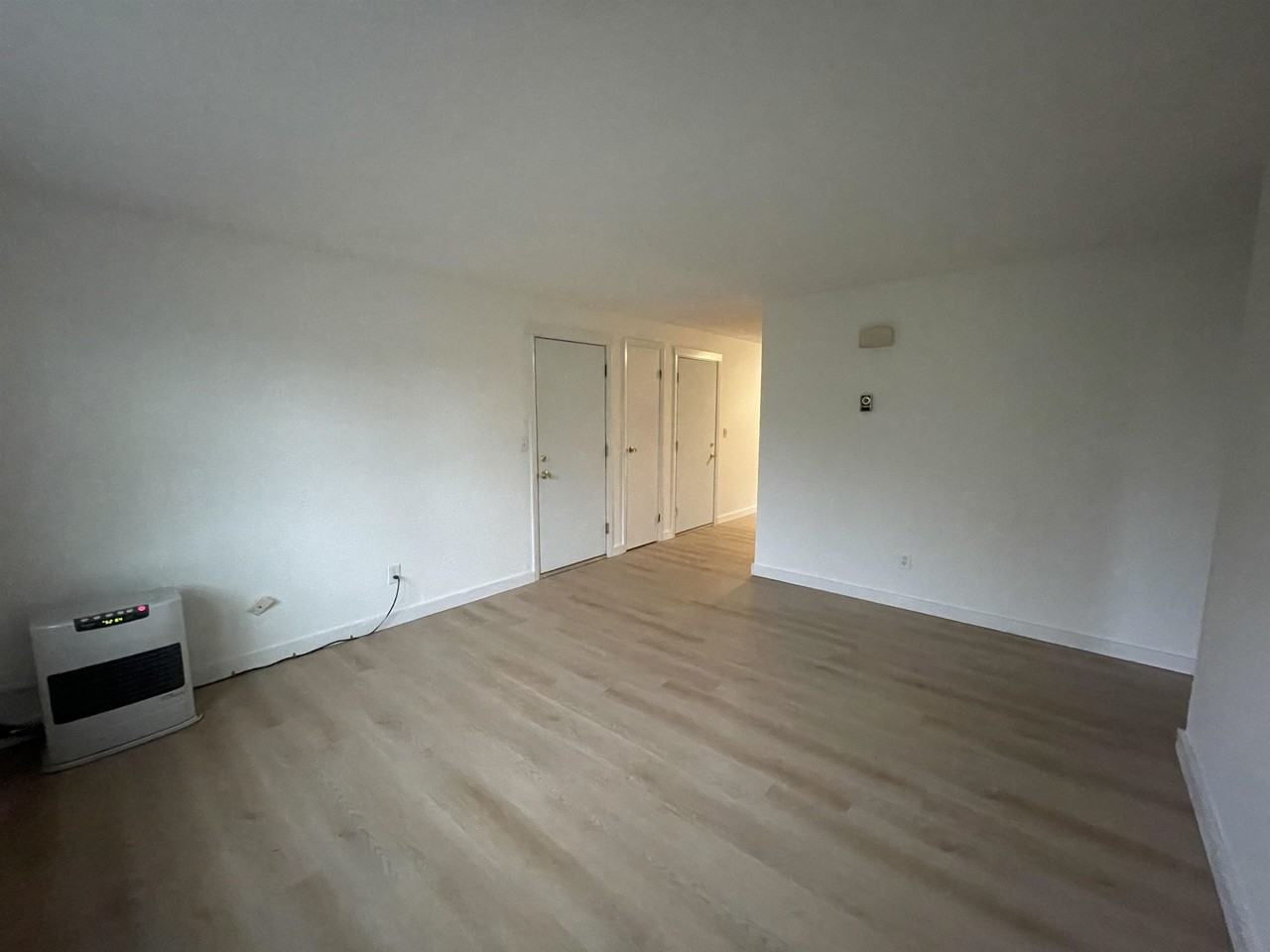 15 Kingsley Ct #5 - Photo 2 of 9