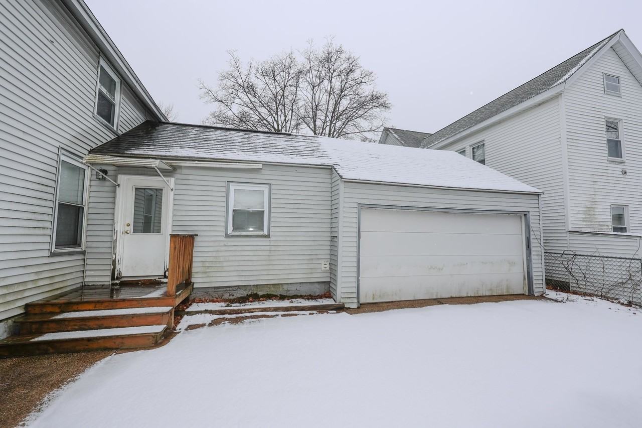 5 Mitchell St - Photo 4 of 23