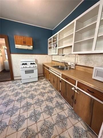 933L Louisa St - Photo 5 of 9