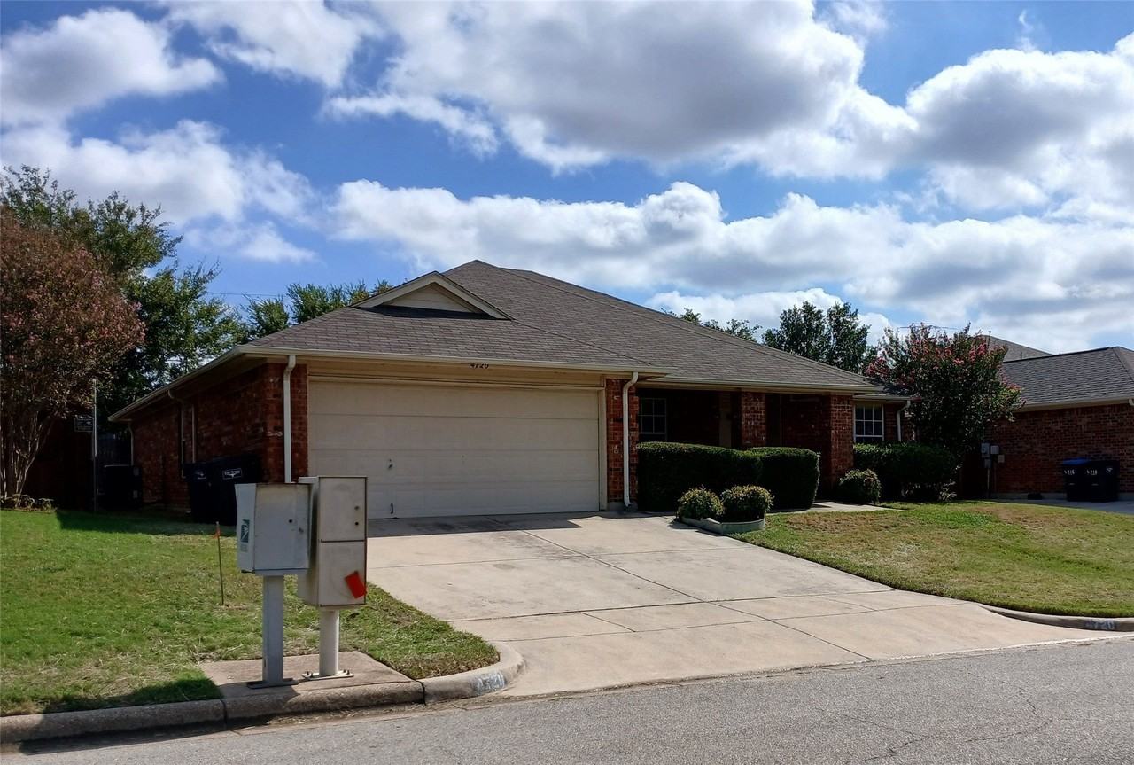 4720 Saint Thomas Pl - Photo 2 of 19