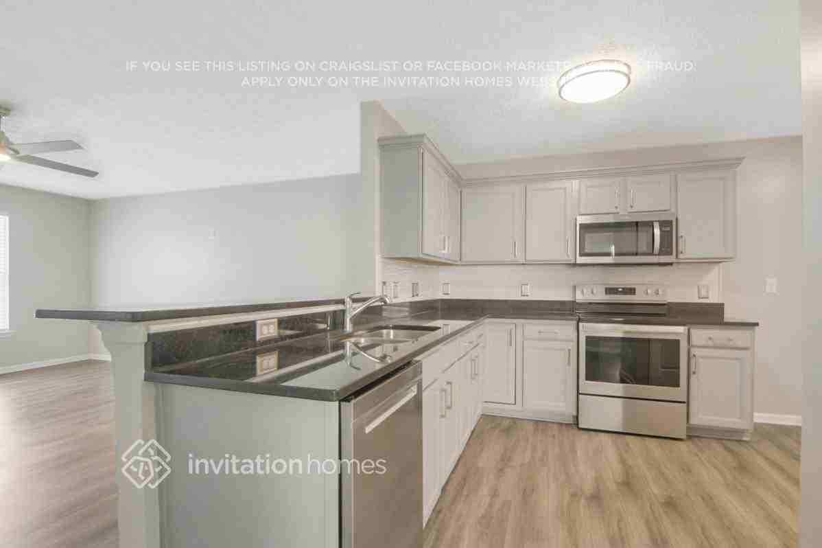 3304 Oriskony Way - Photo 5 of 23
