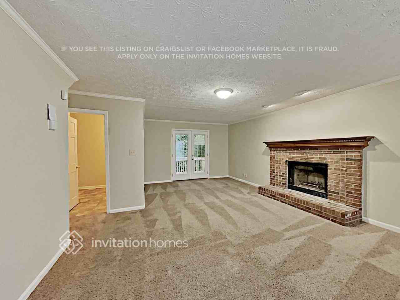 1539 Sir Knights Way - Photo 6 of 20