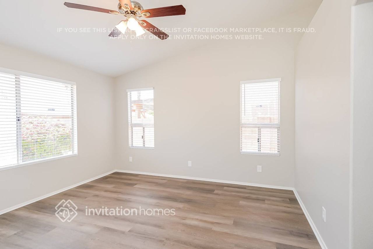 6129 E Colby St - Photo 7 of 16