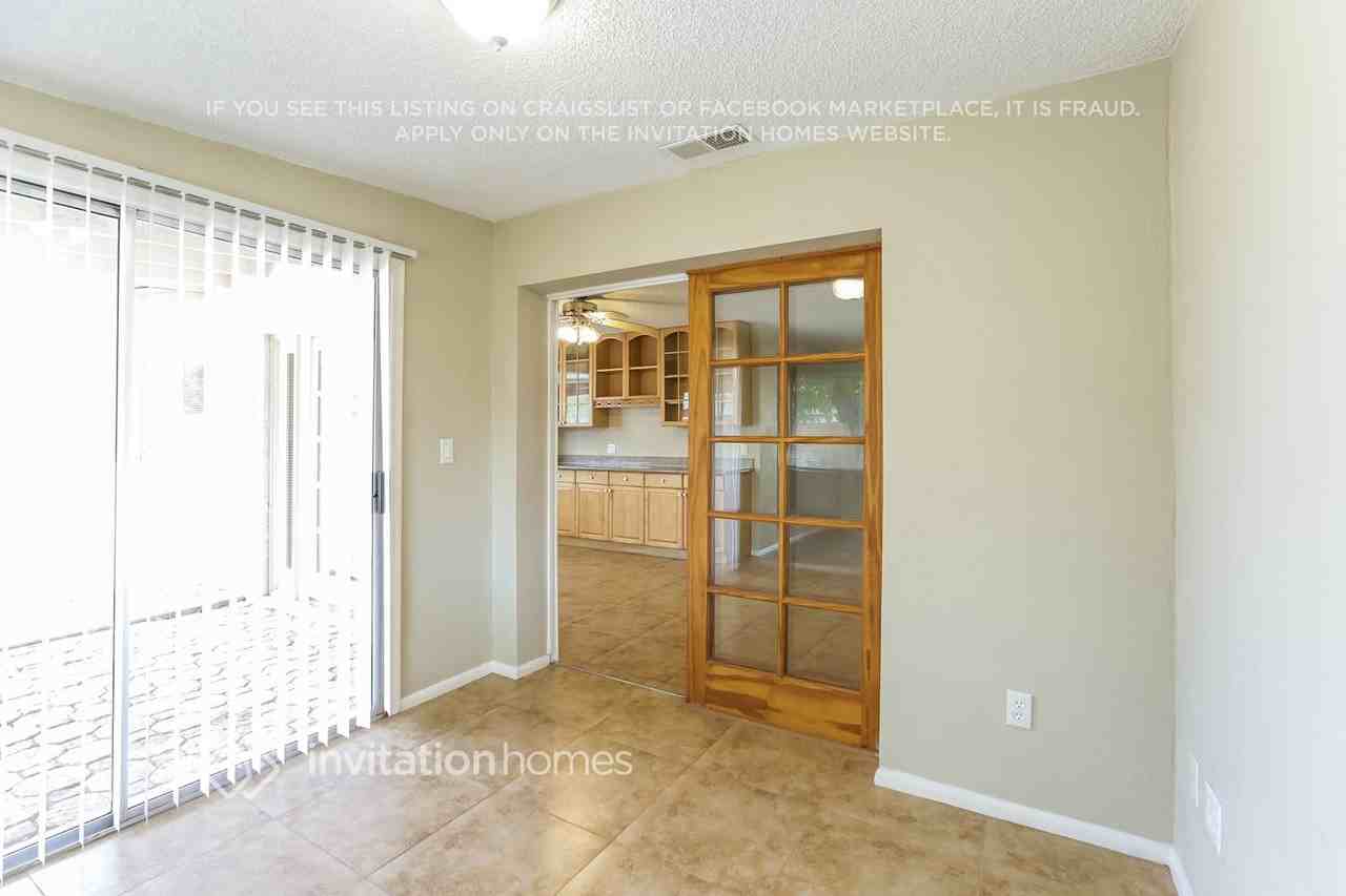 917 W Lindner Ave - Photo 7 of 20