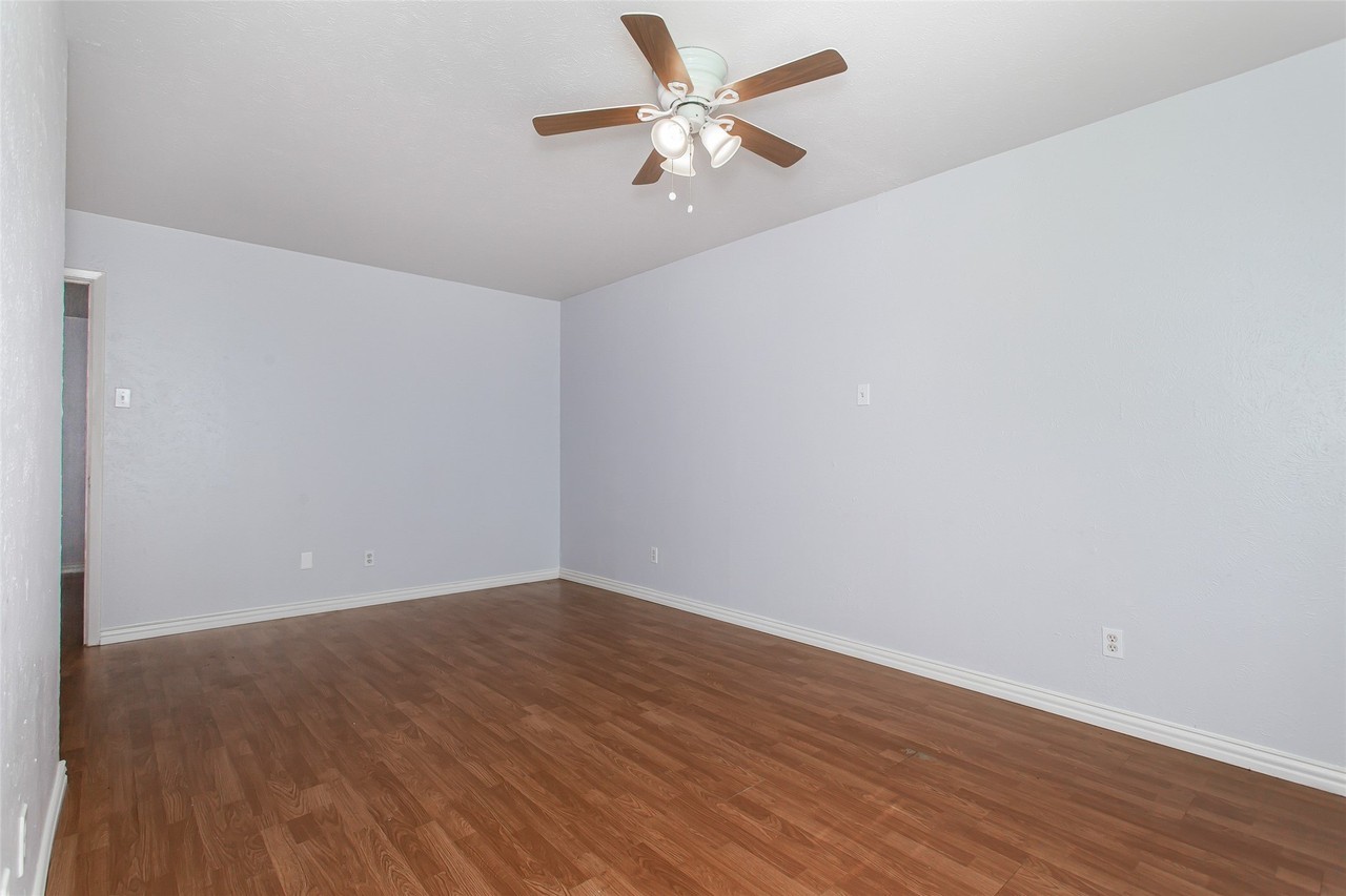 4314 Travis St #102 - Photo 2 of 24