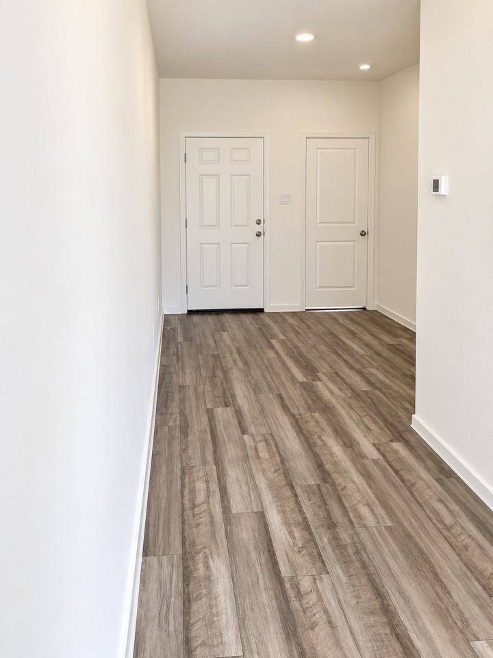 1843 Mccree St - Photo 3 of 9