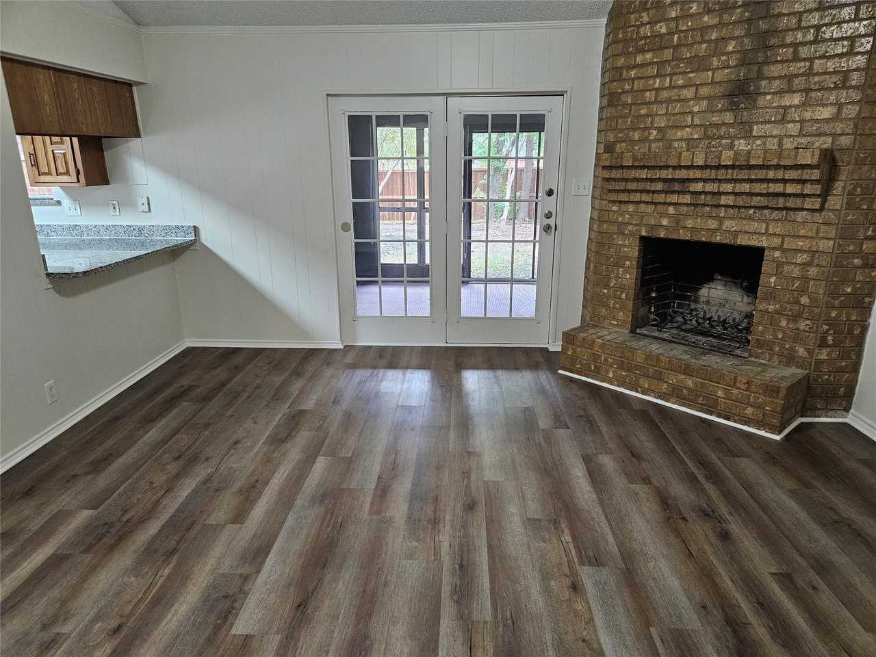 218 Buffalo Creek Dr - Photo 2 of 29