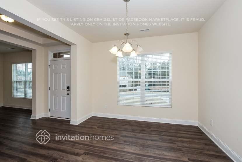 127 Sassafras Rd - Photo 3 of 19