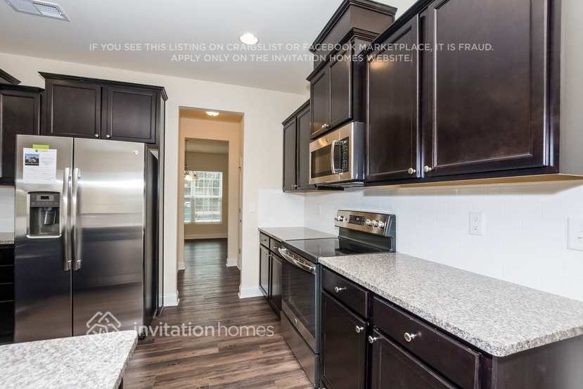 127 Sassafras Rd - Photo 5 of 19