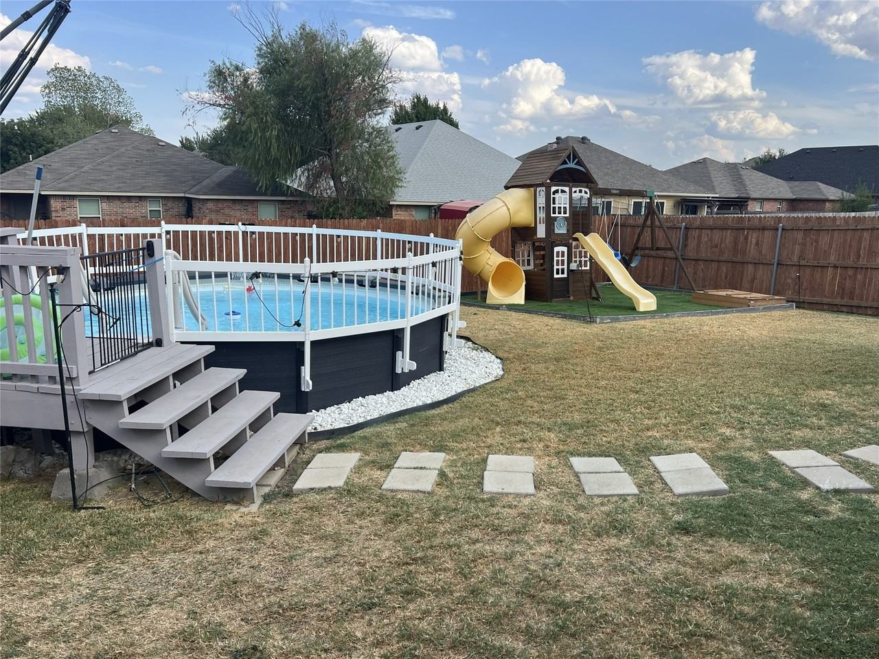 12305 Hunters Knoll Dr - Photo 2 of 23