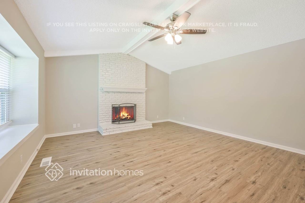 5121 Lana Renee Ct - Photo 5 of 28