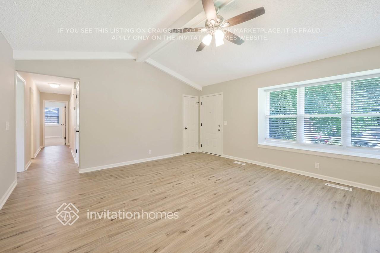 5121 Lana Renee Ct - Photo 7 of 28
