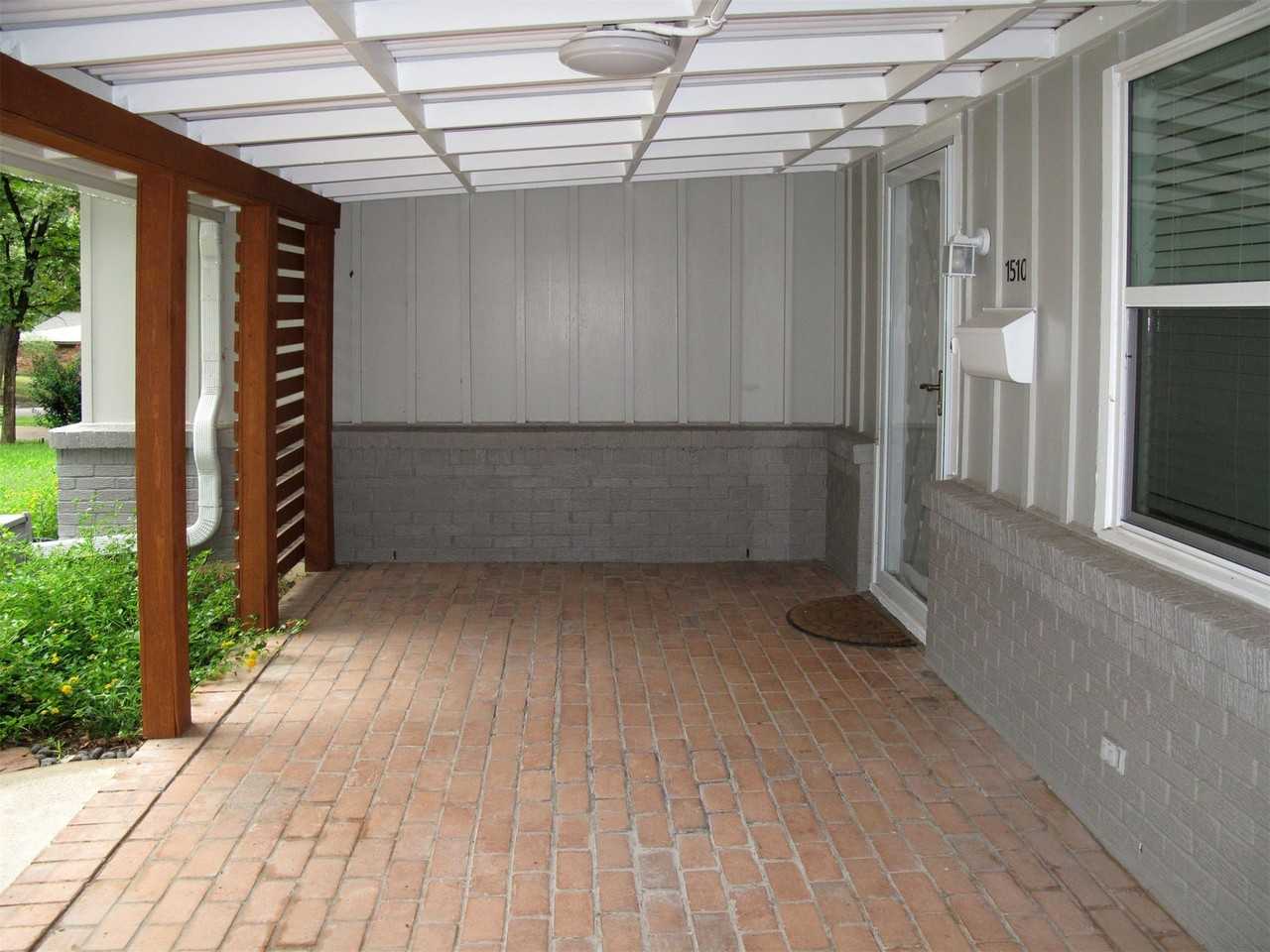 1510 Briarwood Blvd - Photo 3 of 39