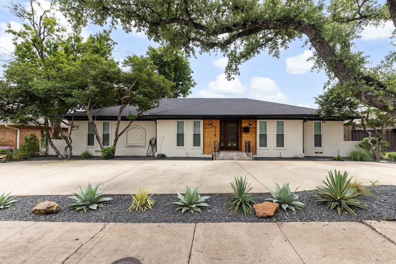 6330 E Lovers Ln - Photo 2 of 34