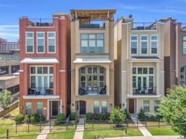 featured image of 1376 Arch Pl