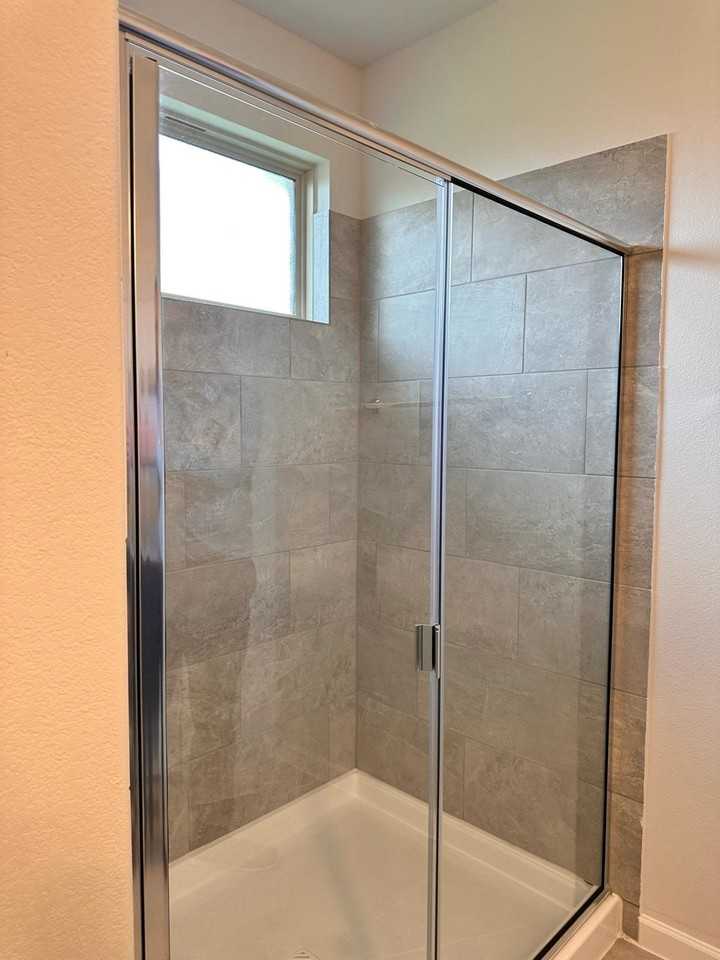 1231 Mill Pl - Photo 7 of 24