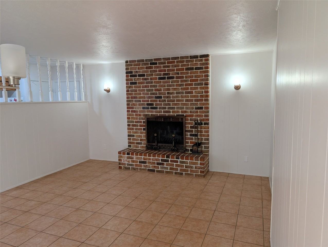 1701 Toplea Dr - Photo 6 of 17