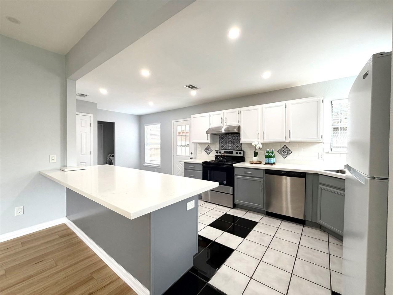 6505 Juliette Run - Photo 6 of 22