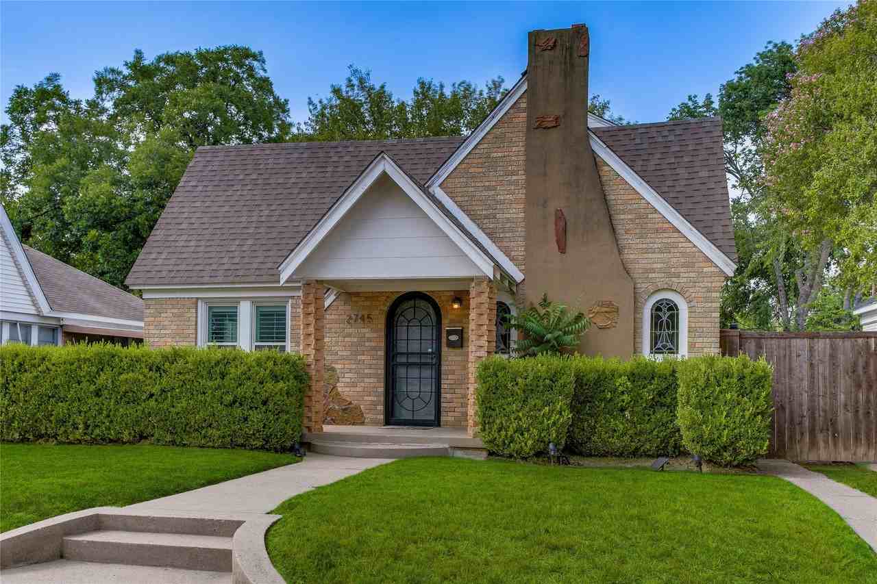 2745 Ivandell Ave - Photo 3 of 35