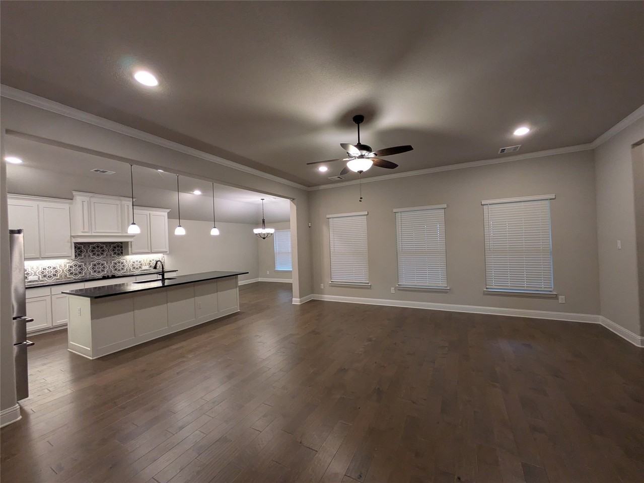 1720 Whispering Trail Dr - Photo 4 of 35
