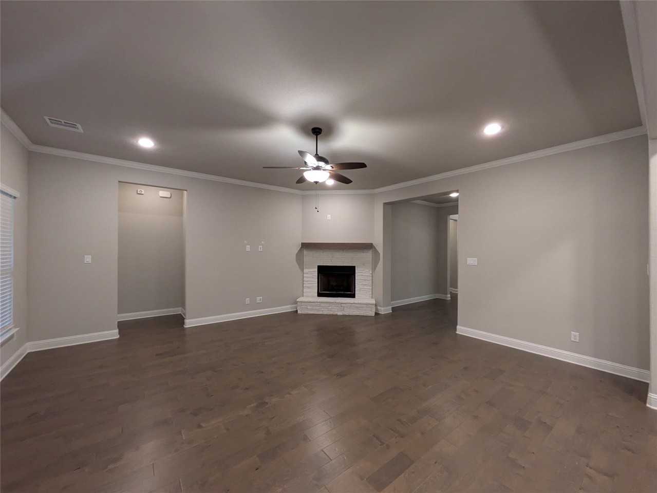 1720 Whispering Trail Dr - Photo 6 of 35