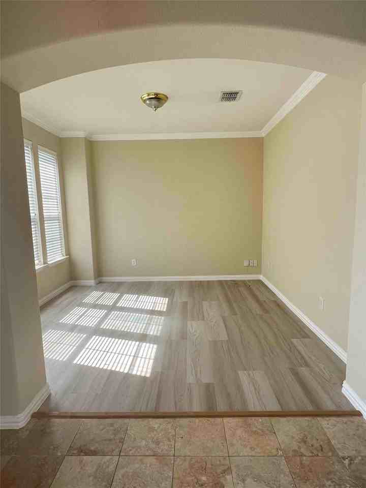 4203 Iron Ln - Photo 7 of 23