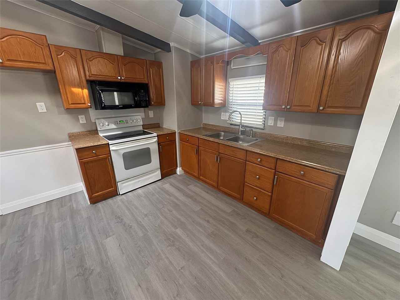 7201 Pica Dr - Photo 6 of 20