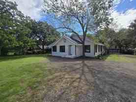 4824 Meadowbrook Dr - Photo 1 of 1