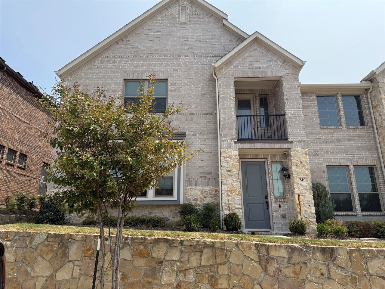 244 Spring Hill Rd - Photo 2 of 19