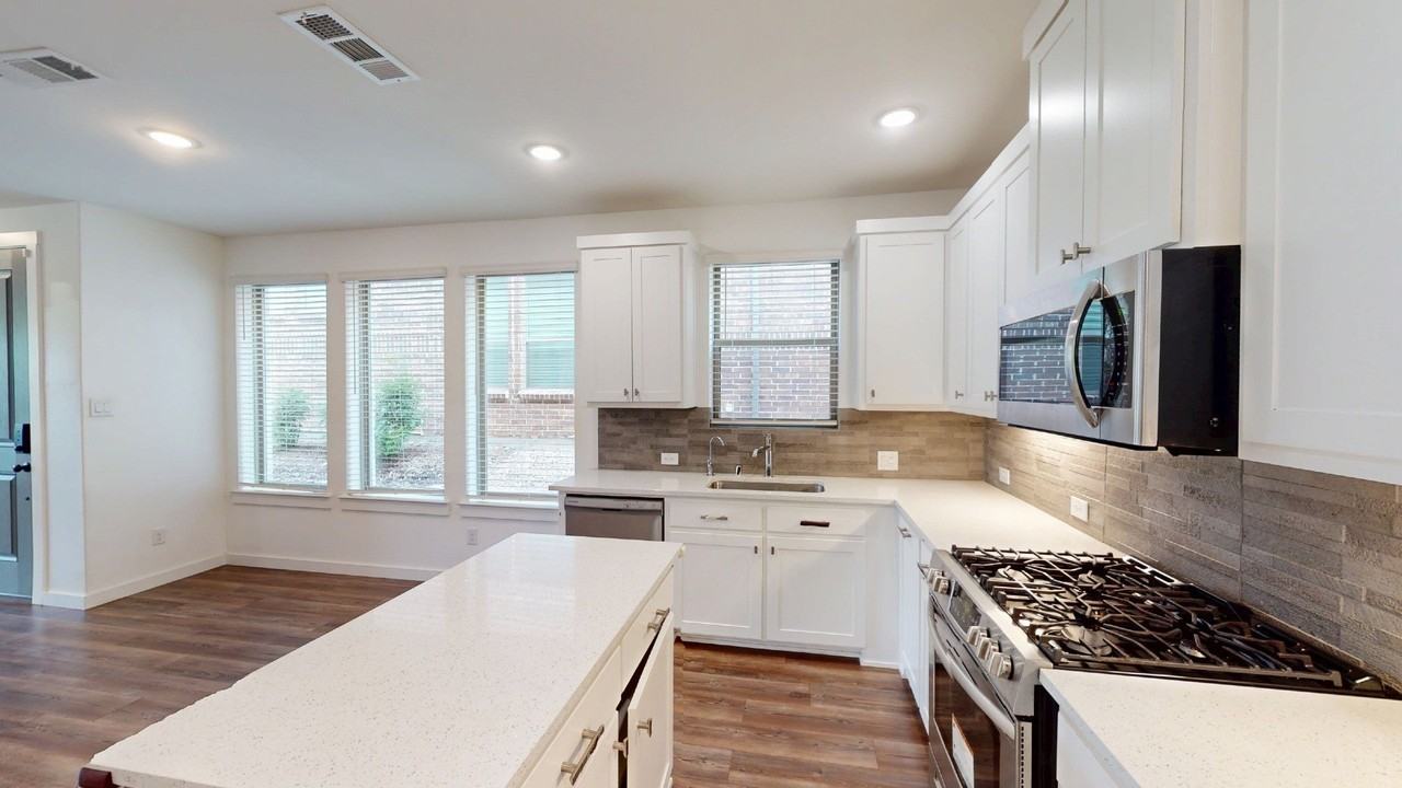 244 Spring Hill Rd - Photo 3 of 19